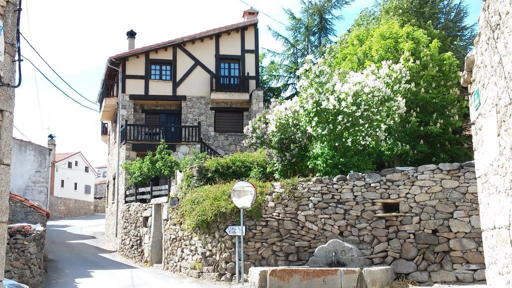 Artesano I Y III Vendégház Navarredonda de Gredos Kültér fotó