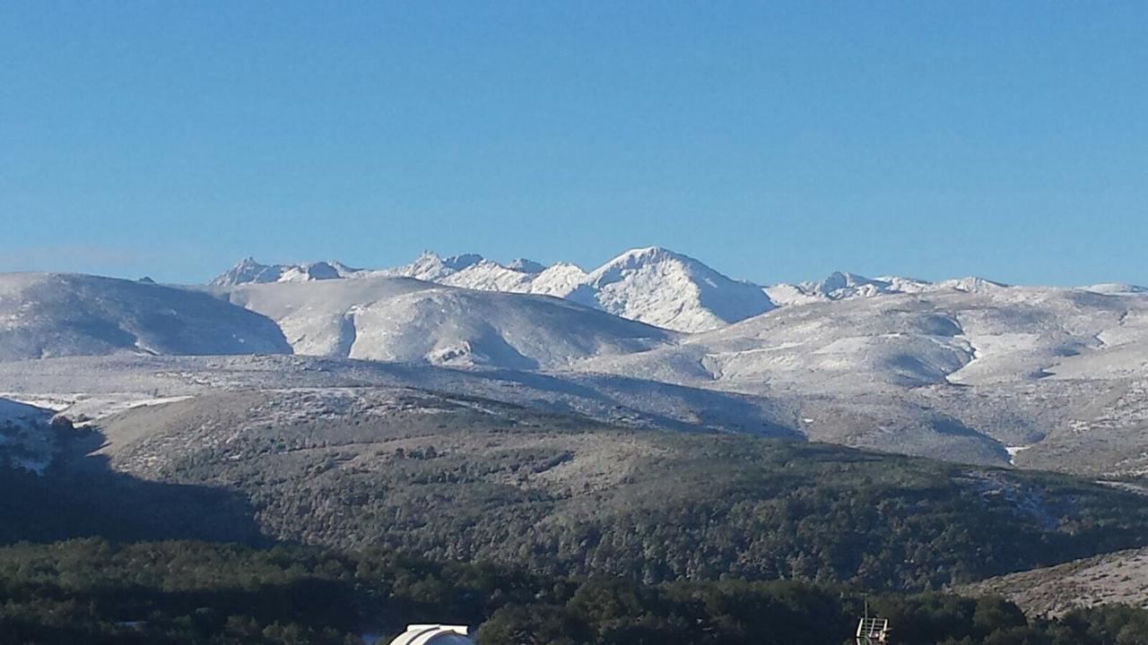 Artesano I Y III Vendégház Navarredonda de Gredos Kültér fotó